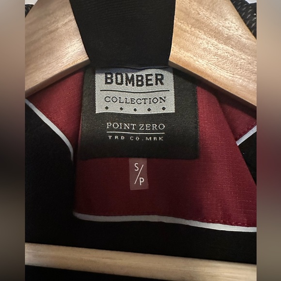 Point Zero Bomber Jacket in dark Red. Very warm jacket, perfect for winter - Picture 6 of 6